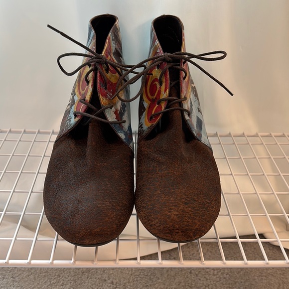 Stylish Women's Ankle Boots with Artistic Design by Icon size 11 - Picture 5 of 6